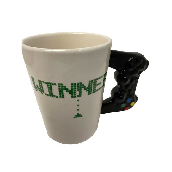 Cup Dave and Buster's WINNER Arcade Ceramic Game Controller Coffee Mug 4 1/2 x 3 - Picture 2 of 6